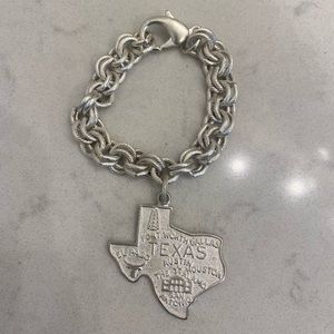 Chunky silver Texas maxi charm bracelet